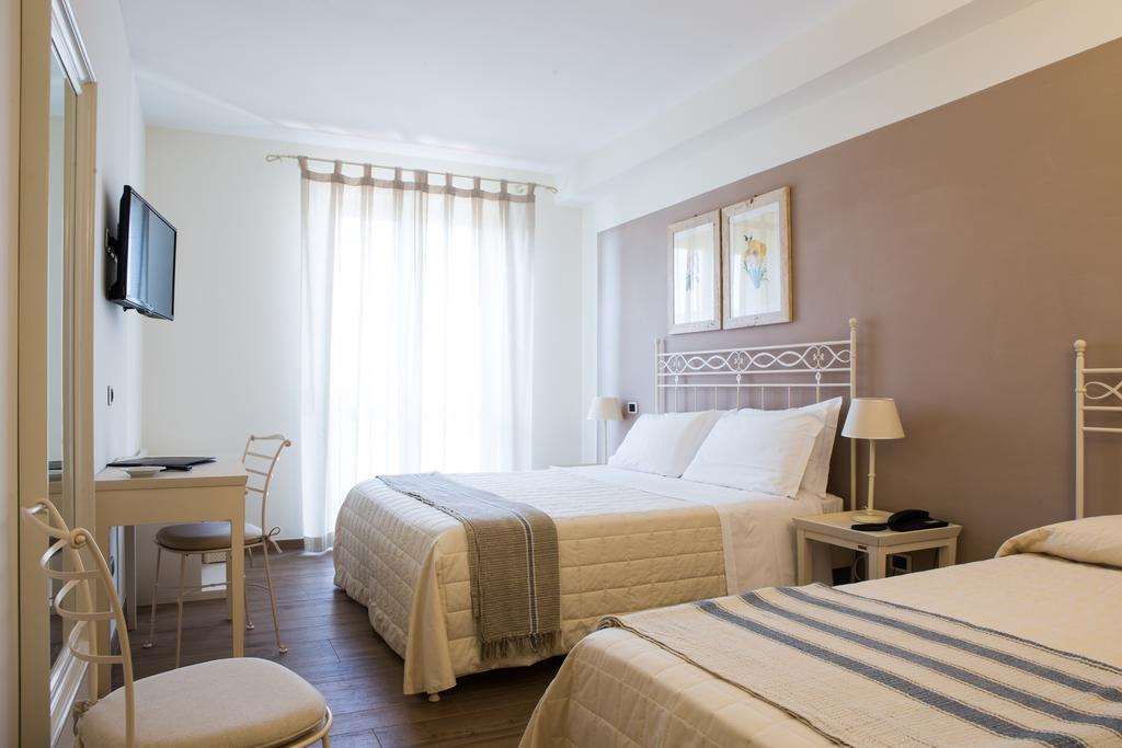 Hotel Giardino Suites And Spa - Numana Værelse billede